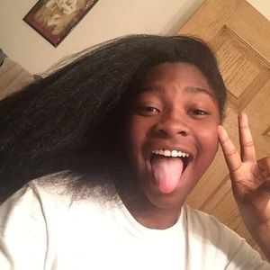 Meet your Posher, Sylvonya